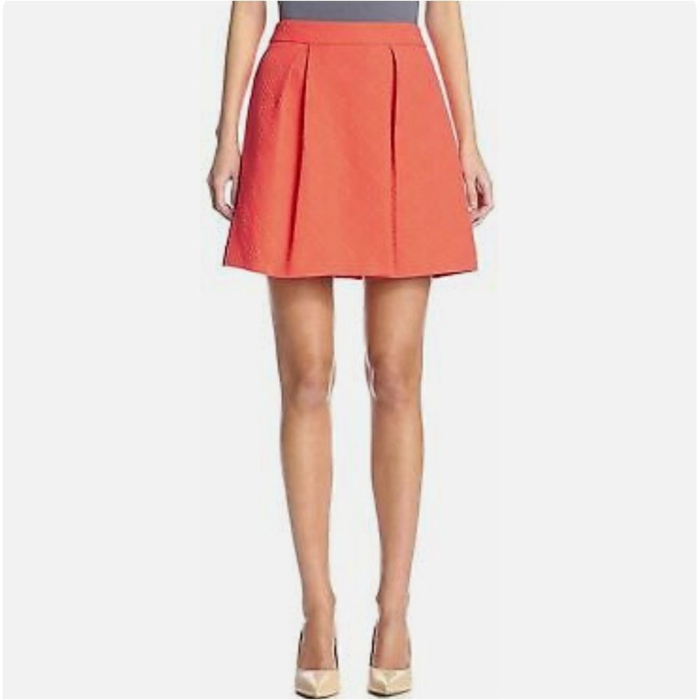 Trina Turk Pleated Orange Coral‎ Textured Mini Skirt Size 6